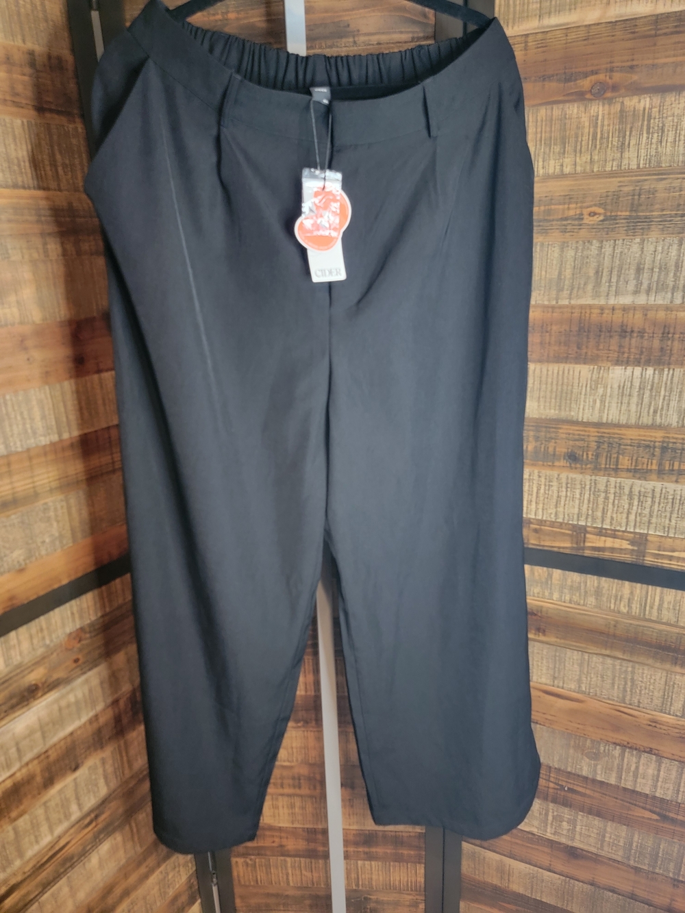 Cider Black Wide Leg Cropped Pants